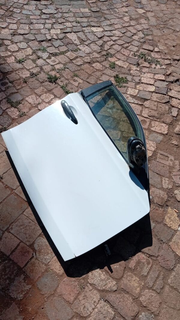 BMW E87 1 Series Right Front Door Shell Used from D’s Auto Spares