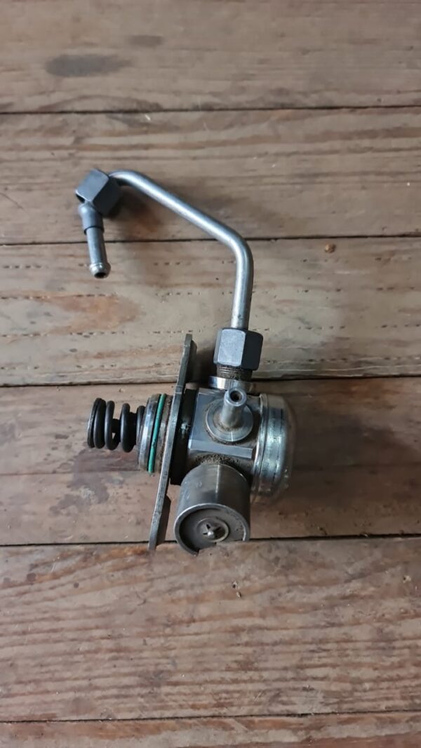 High Pressure Fuel Pump 0216520212 Used from D’s Auto Spares