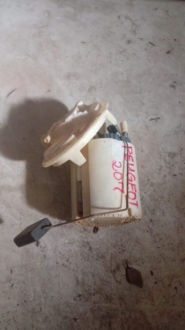 2006 Peugeot 207 1.6 Fuel Pump